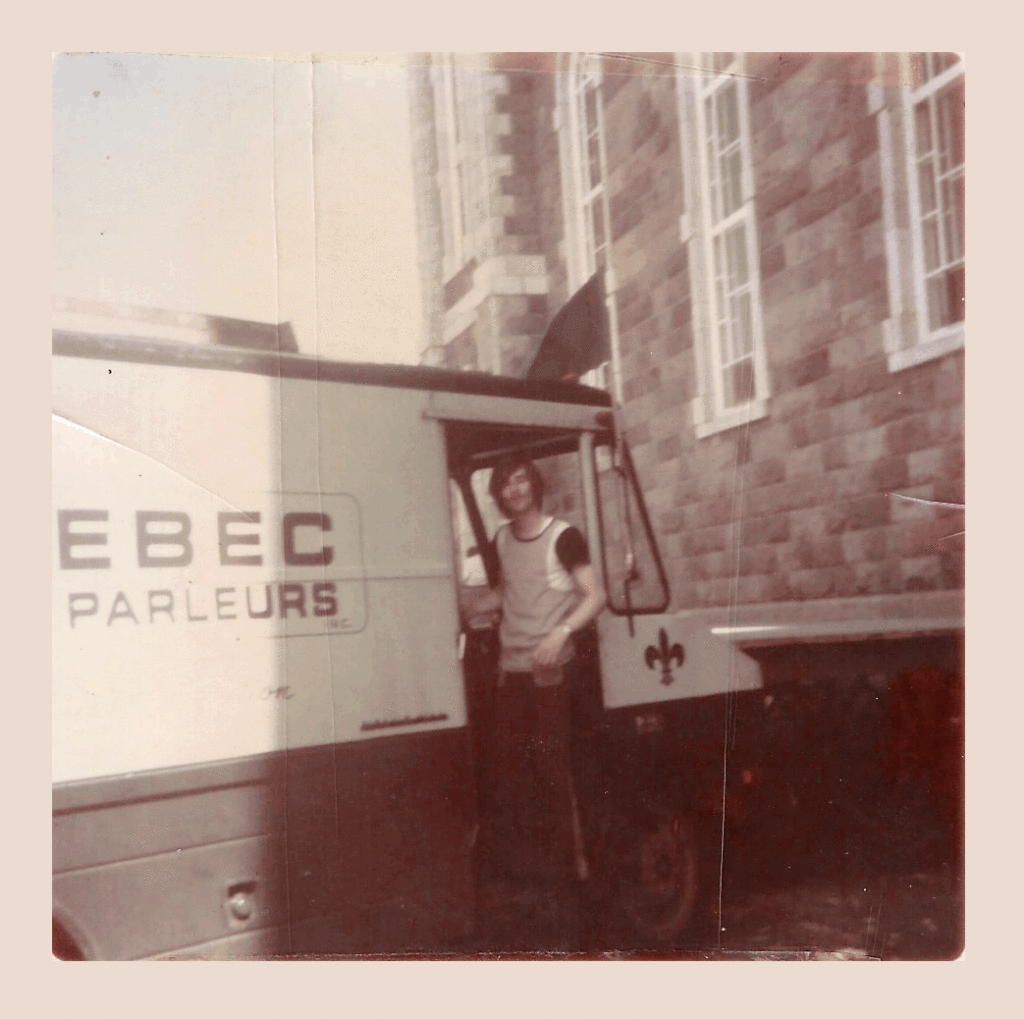 Normand 1972 Archive souvenirs Le premier emploi officiel en sonorisation chez Québec Haut Parleur